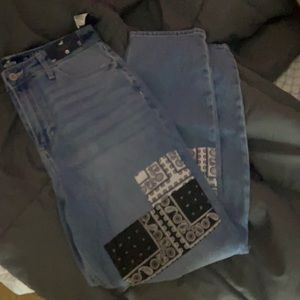 NWT hollister mom jeans oversized fit